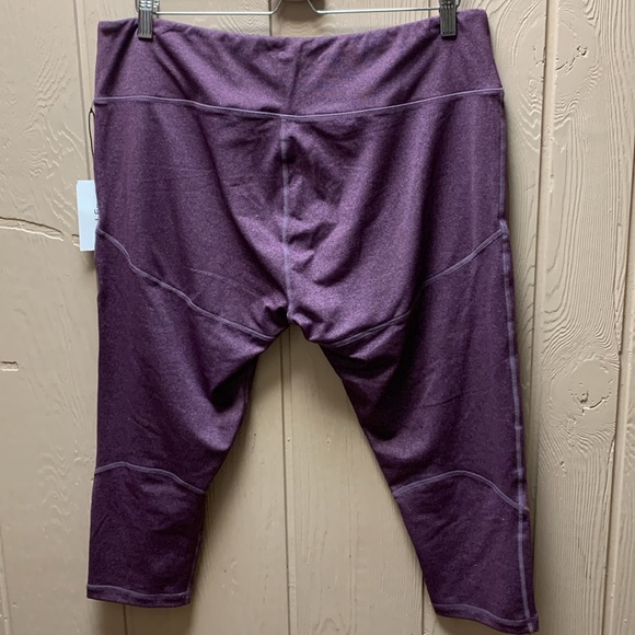 Ray Pose Leggings. NWT - Picture 8 of 10